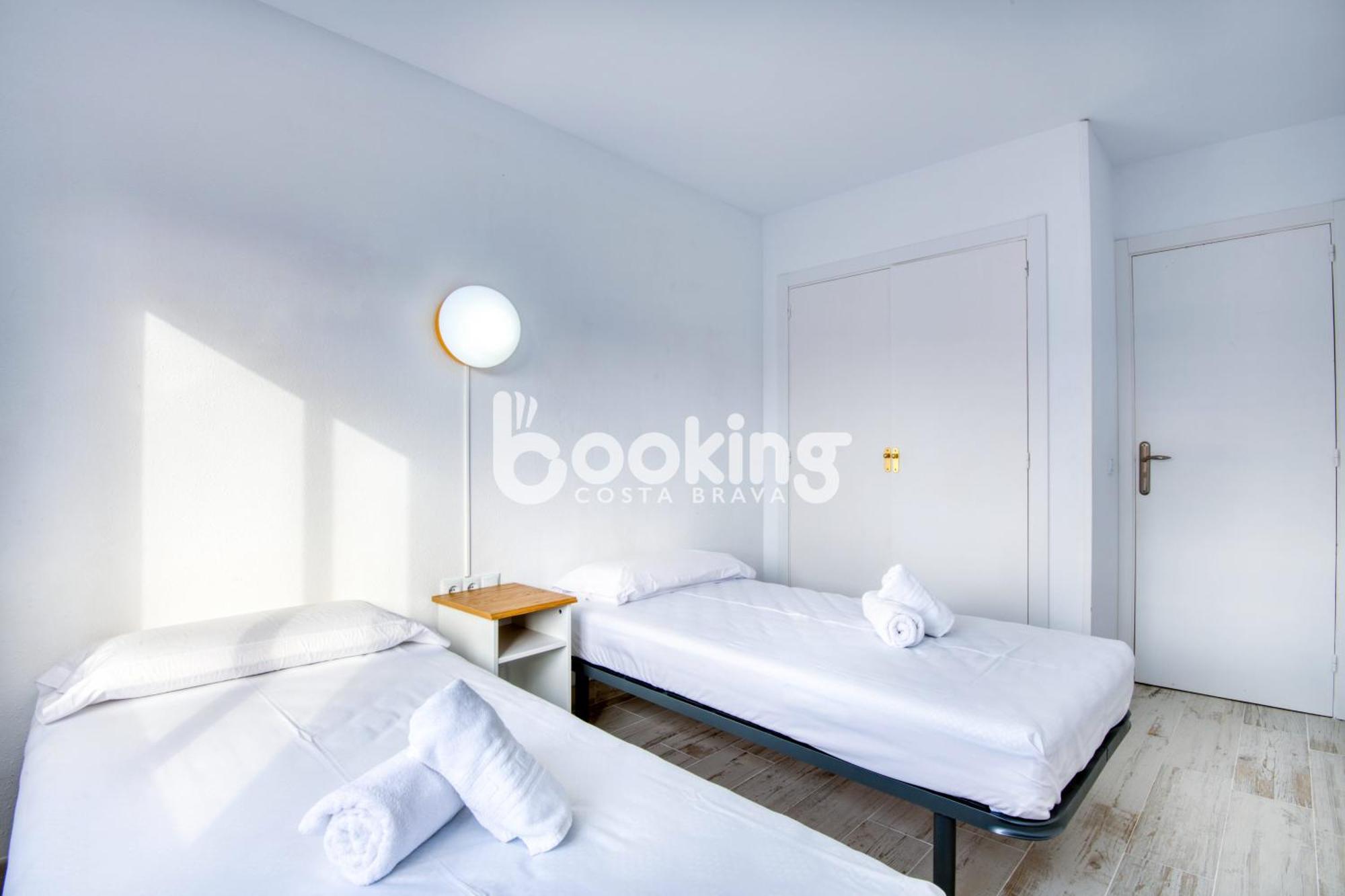 Vall De Ribes Apartament Per 4 Persones Amb Piscina Comunitaria, A Prop De Port D'Aro Platja d'Aro Esterno foto